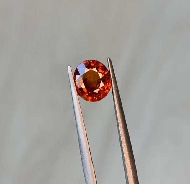 Mandarin spessartite garnet 2.87 ct