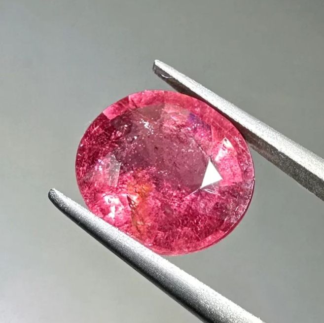 Faceted bright pink tourmaline 3.27 ct
