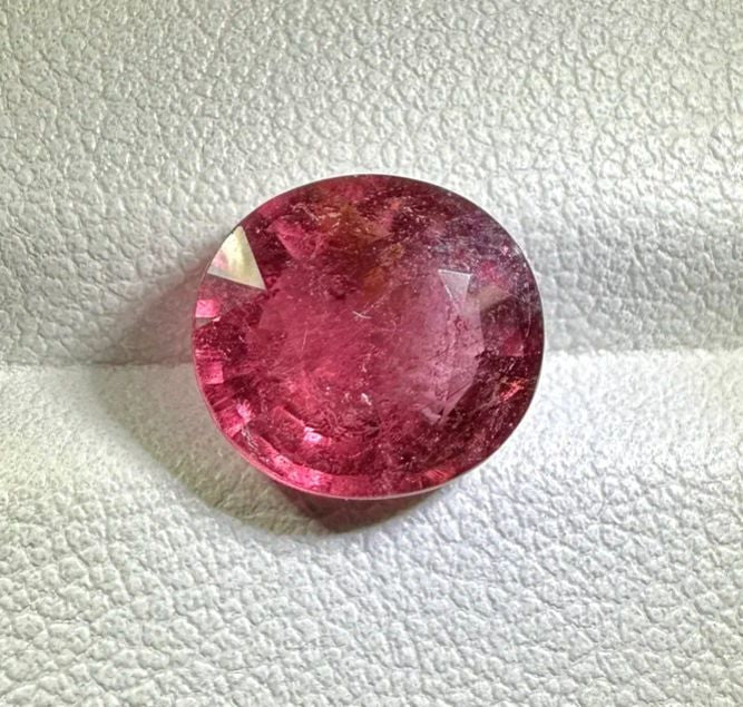 Faceted bright pink tourmaline 3.27 ct