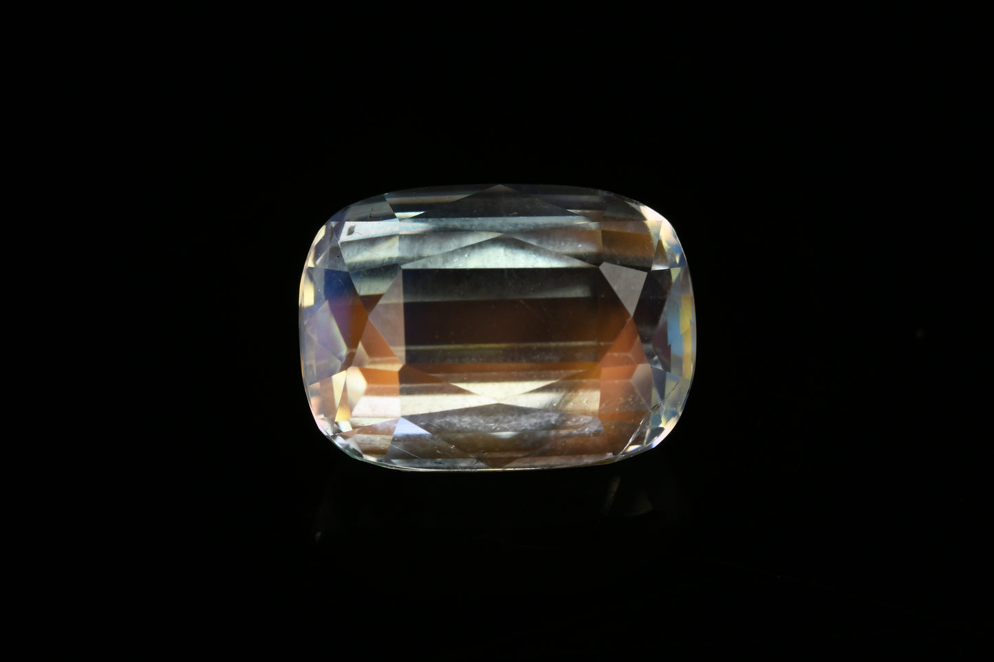 Faceted rainbow sheen moonstone 3.35 cts