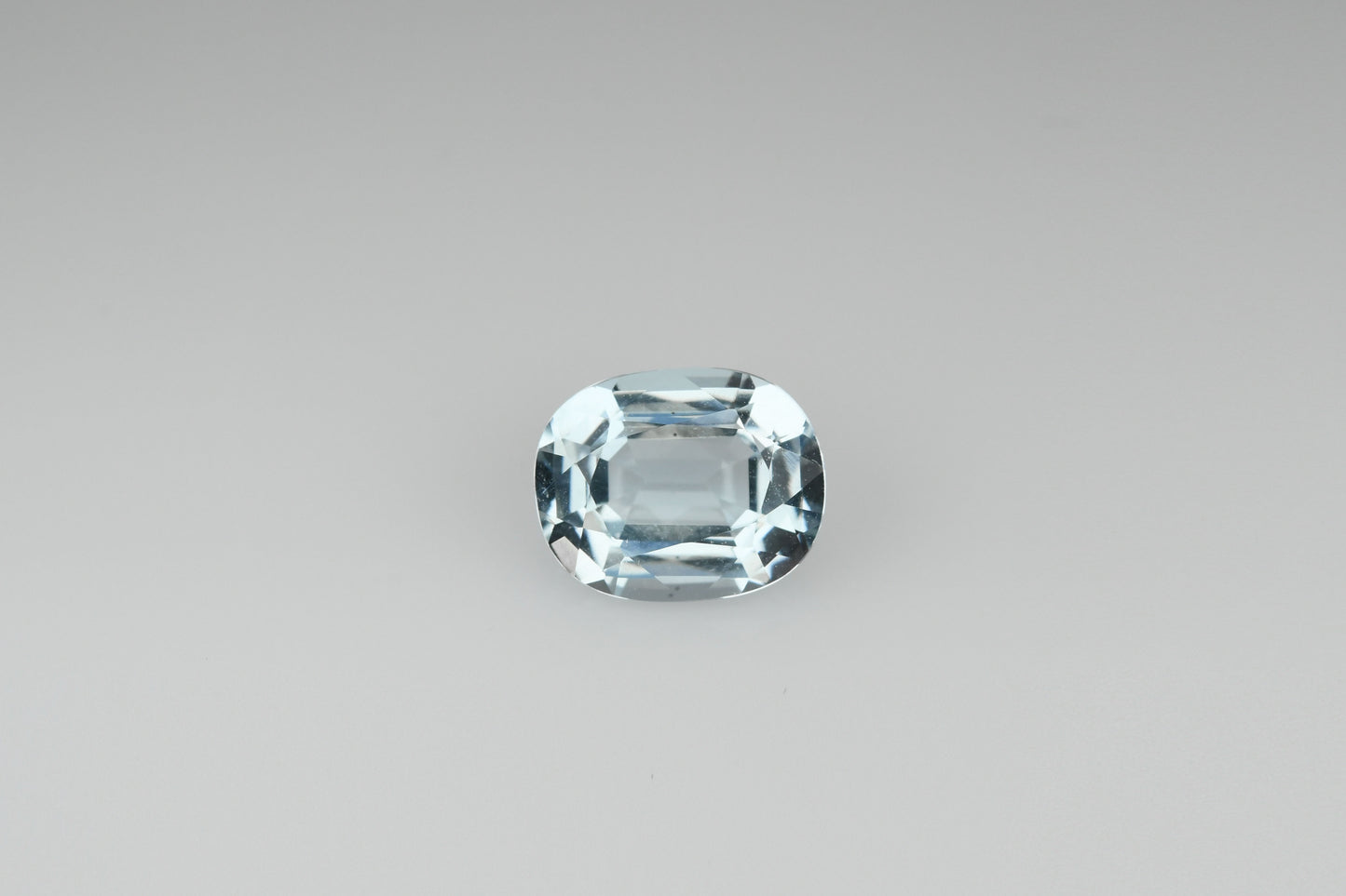 Faceted aquamarine 1.855 ct
