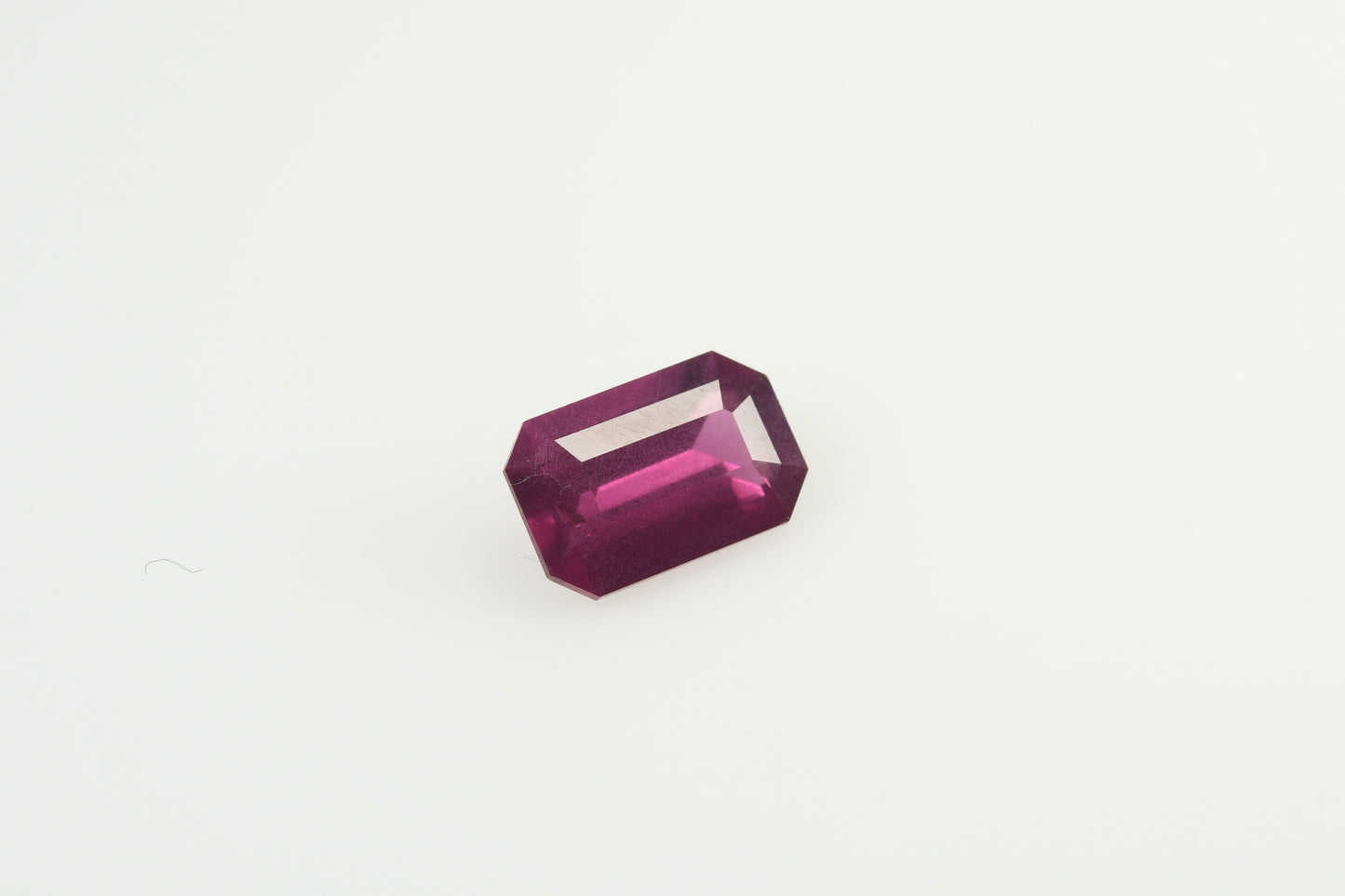 Faceted almandine garnet 0.95 ct