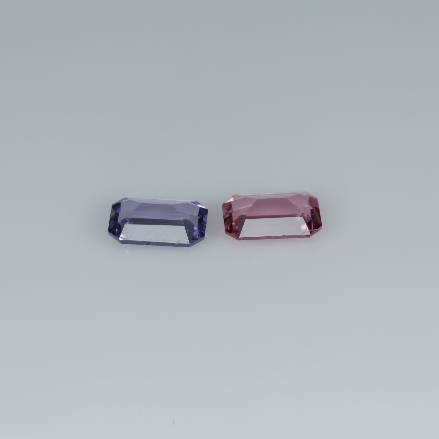 Faceted spinel pair of different colors called mismatch pairs 1.02 ct