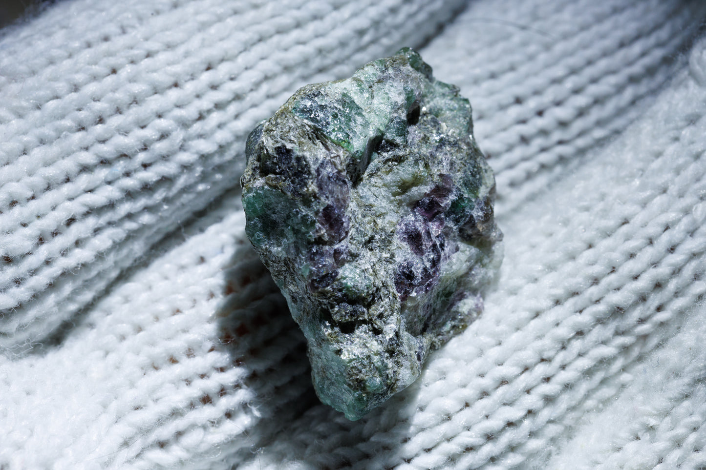 Large alexandrite collectible specimen, chrysoberyl, 77 carats