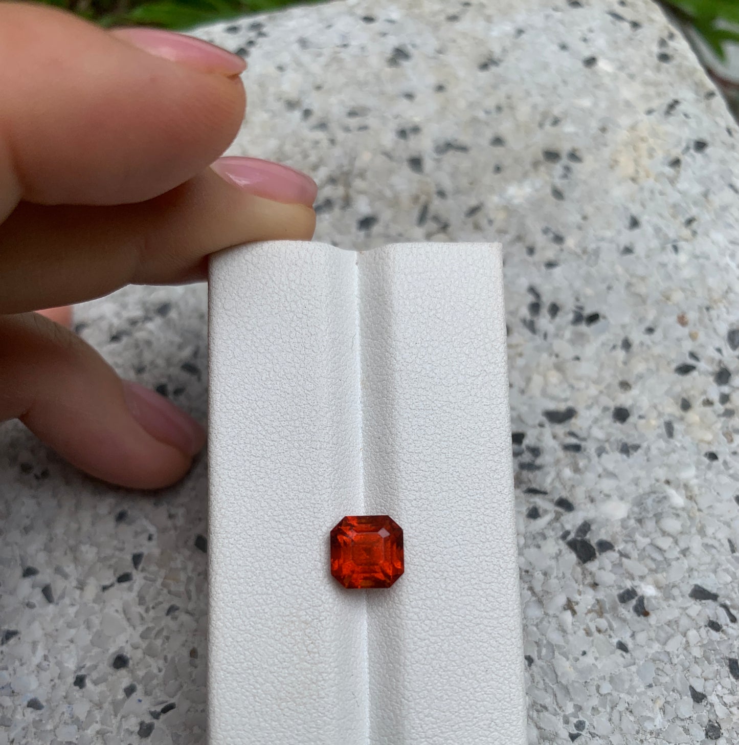 Faceted spessartite garnet 1.8 ct