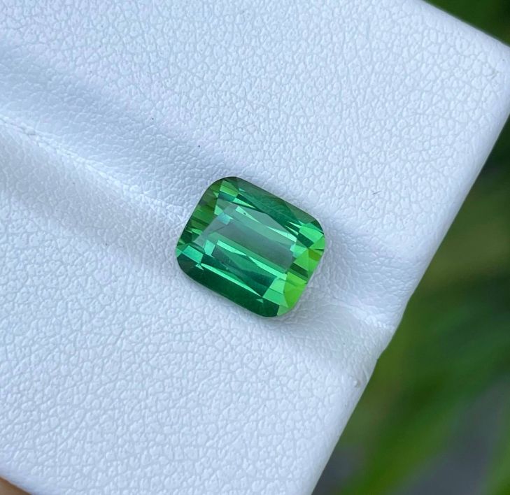 Faceted green tourmaline 3.78 ct