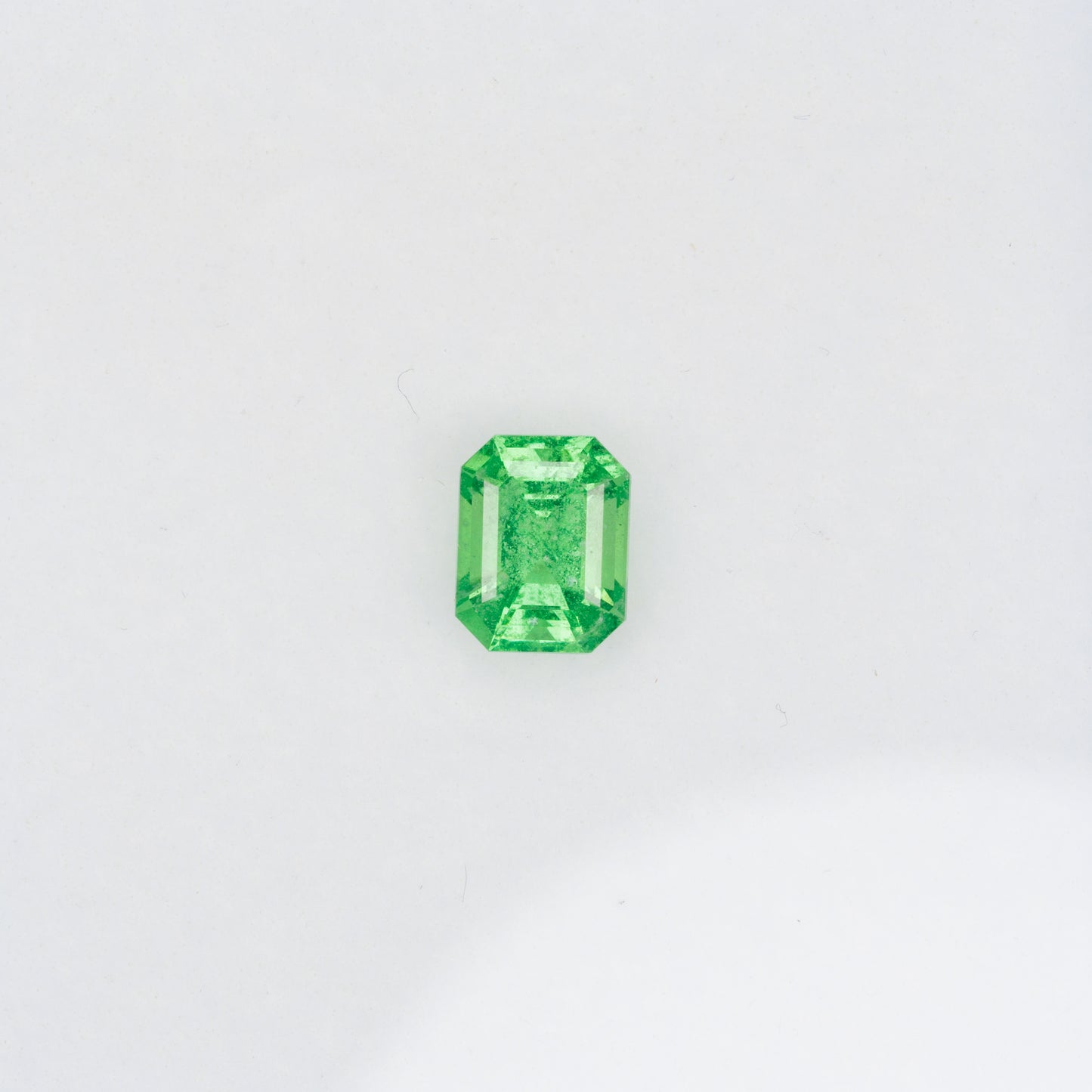 1.42 cts Certified faceted tsavorite garnet