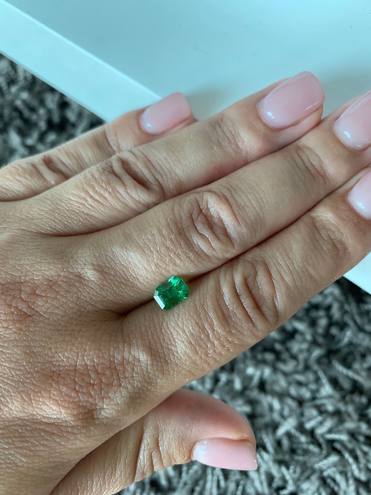1.42 cts Certified faceted tsavorite garnet