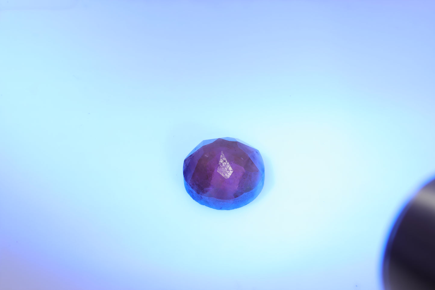 Collectible Russian alexandrite cabochon, 8.55 cts
