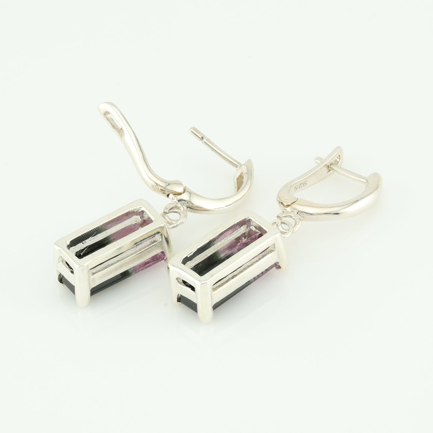 Faceted bi color tourmaline silver earrings, 7.5 cts