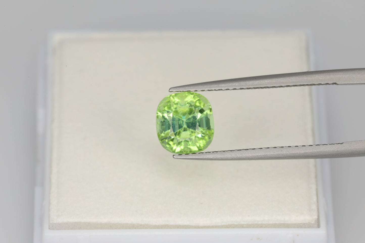 2.07 cts Faceted llight green tourmaline, very beautiful color