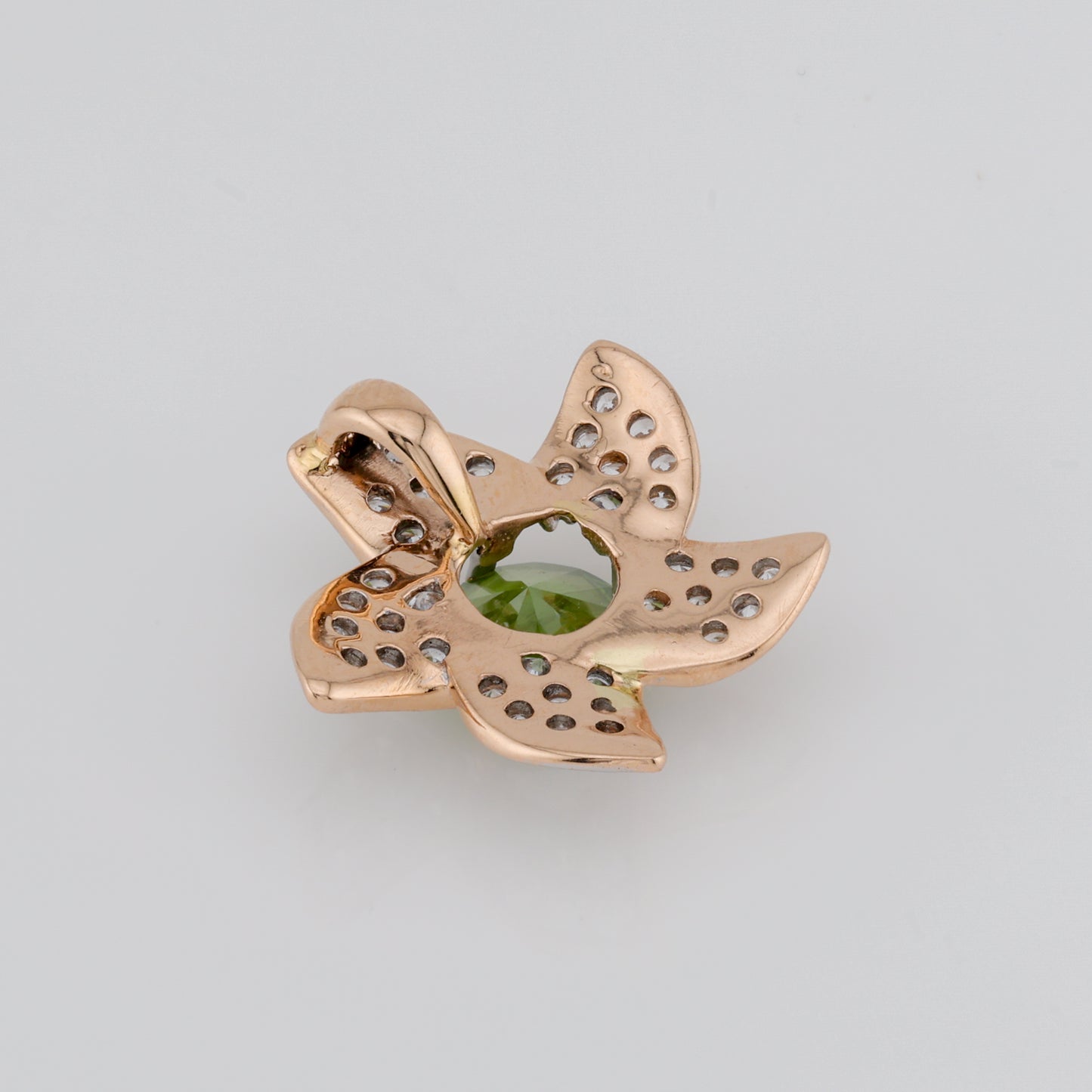 Faceted demantoid garnet golden pendant