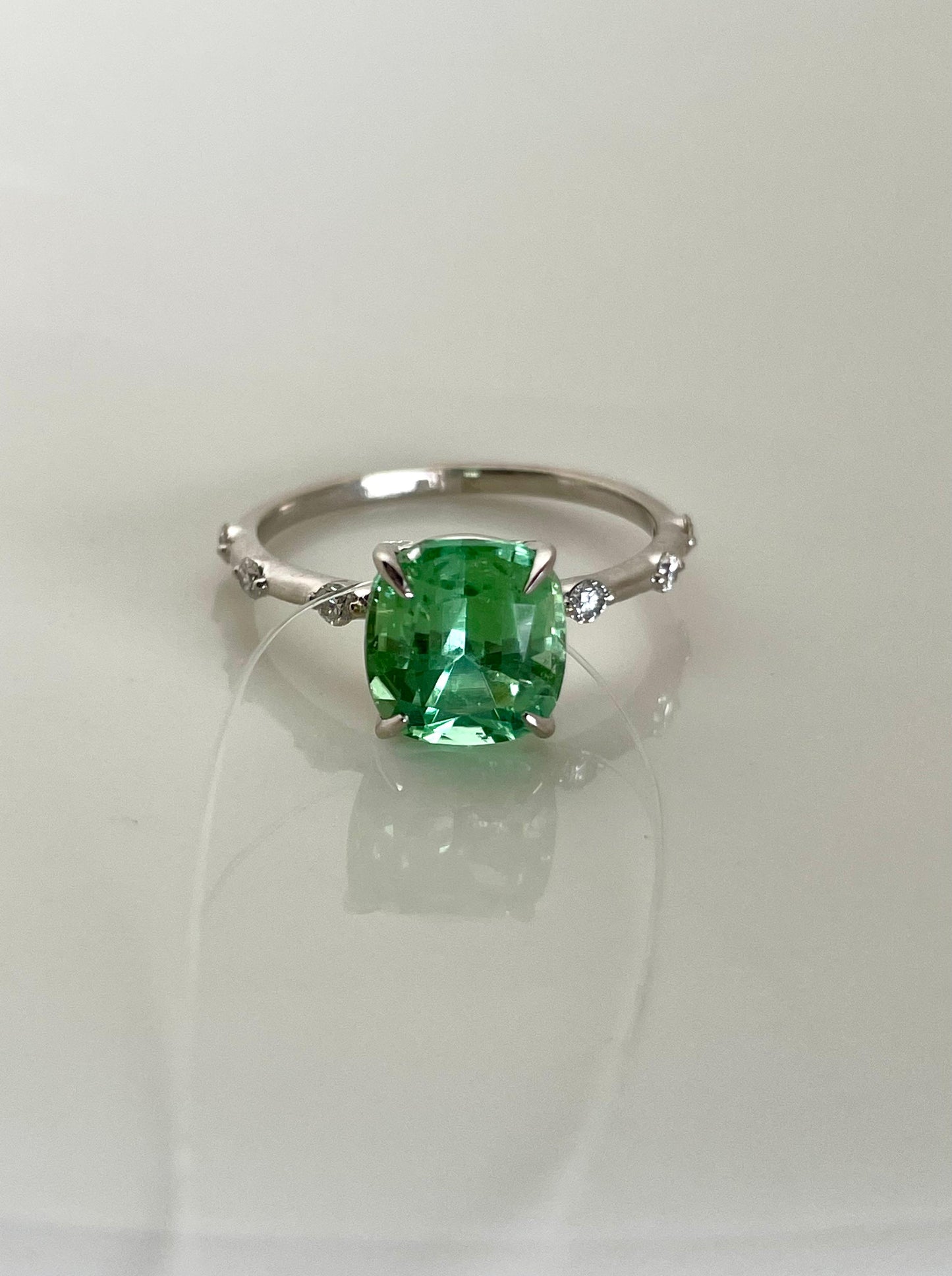 Faceted mint tourmaline diamond band golden ring