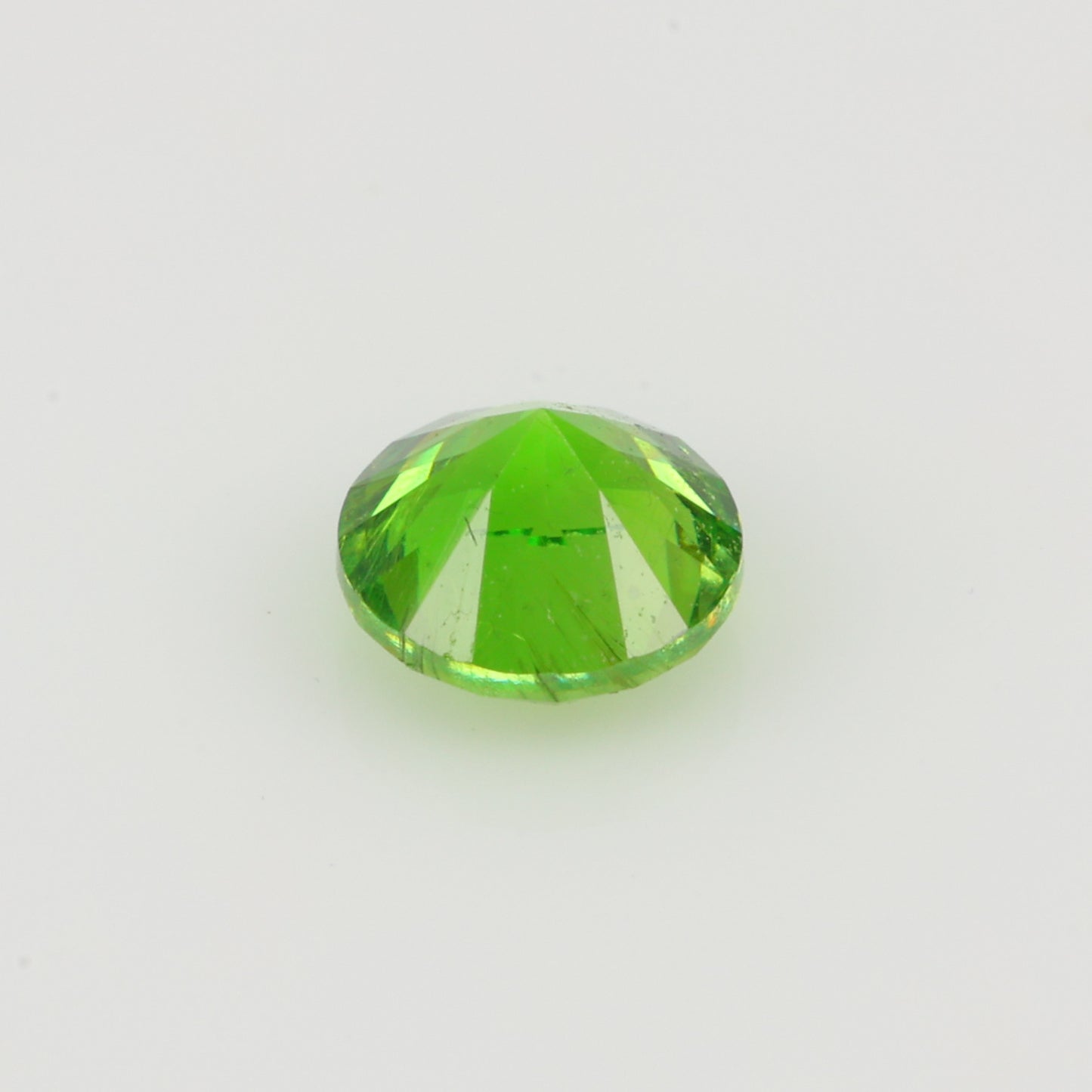 0.3 ct, Faceted Russian demantoid garnet high dispersion