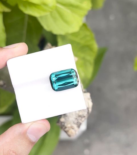 Faceted lagoon tourmaline from Afghanistan 15.17 ct