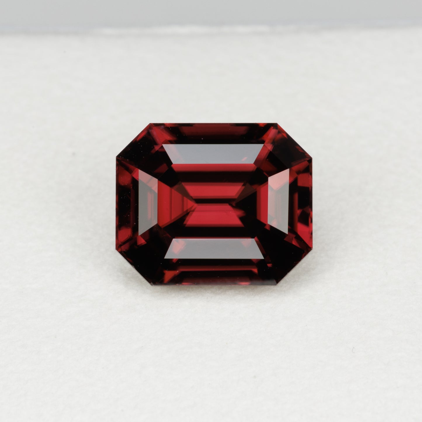 6.32 cts, Faceted red zircon, cushion cut
