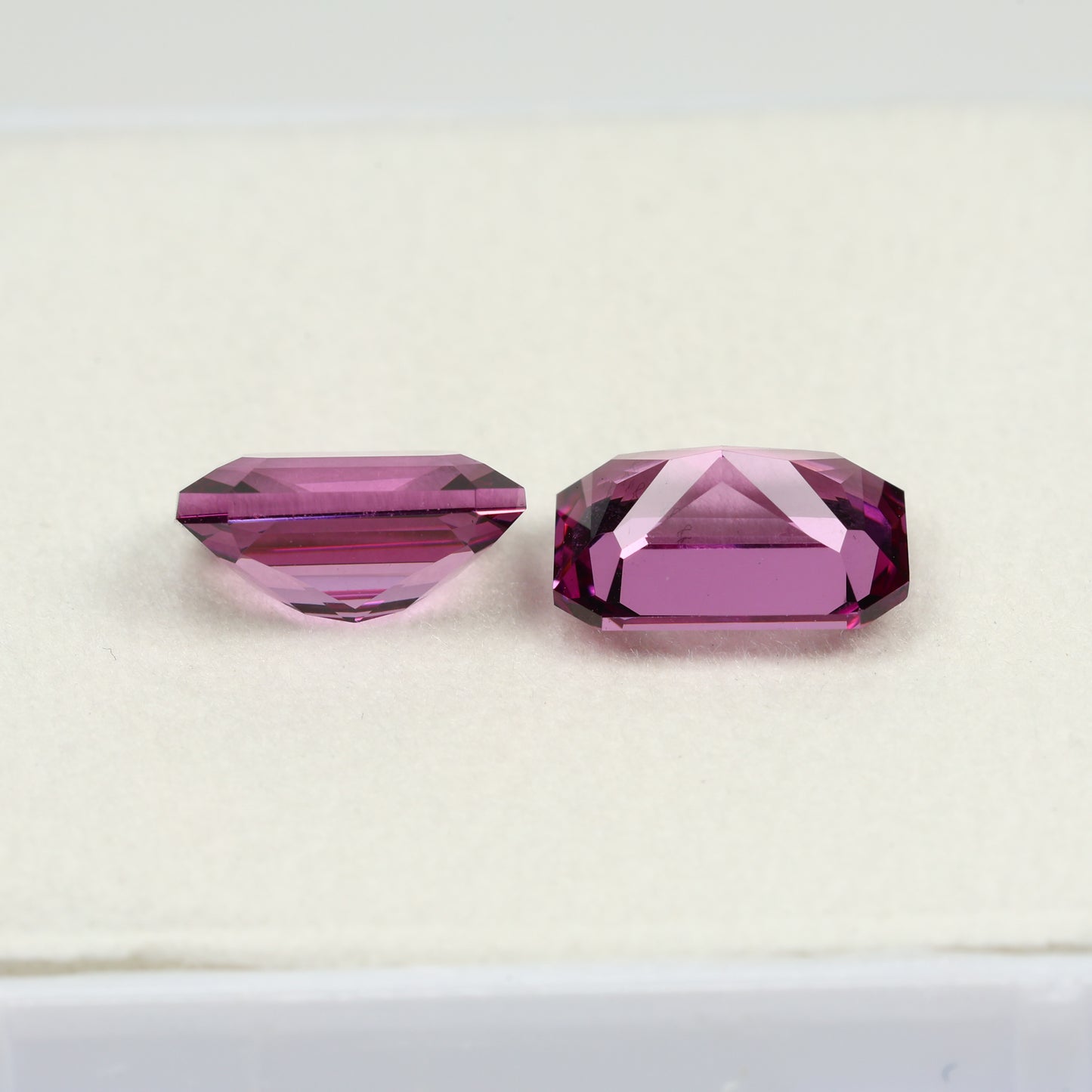 Faceted purple garnet pair, 3.67 cts