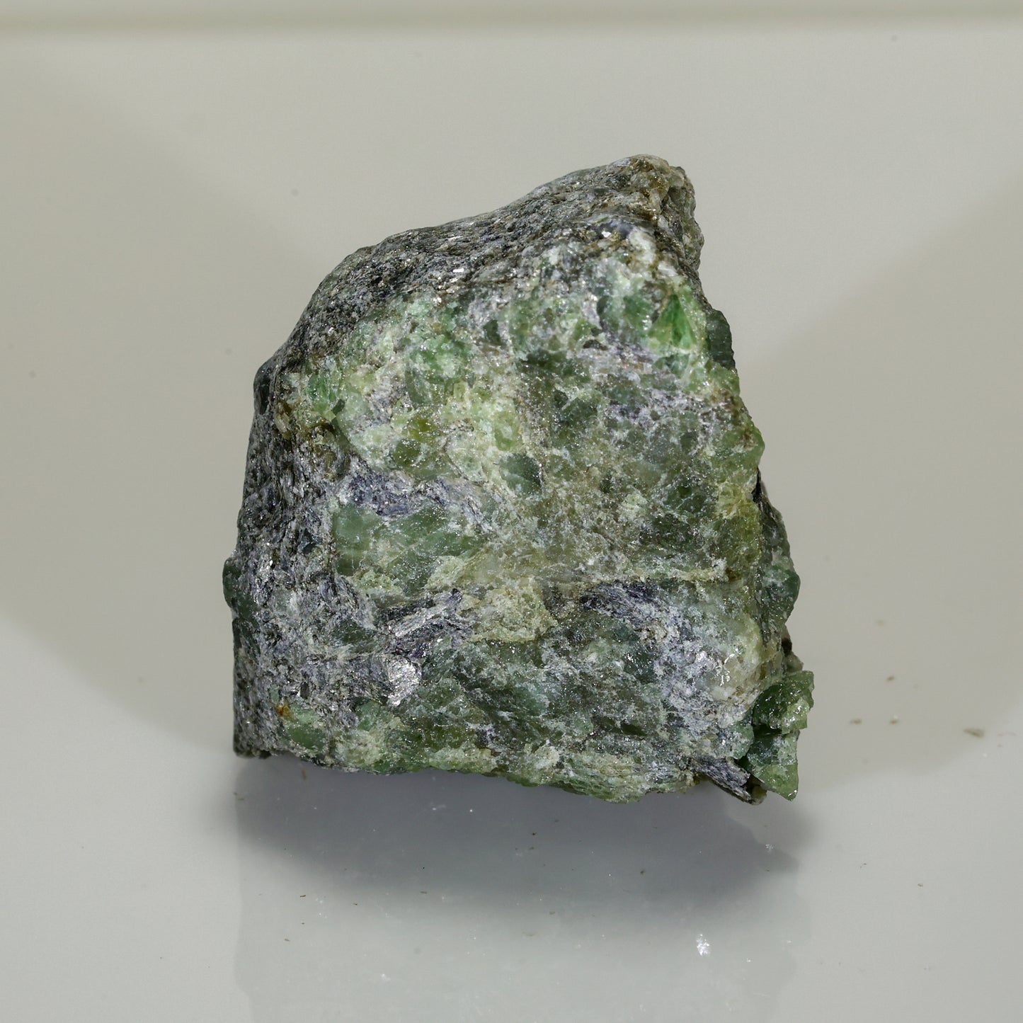 Russian alexandrite rough specimen, 125 cts