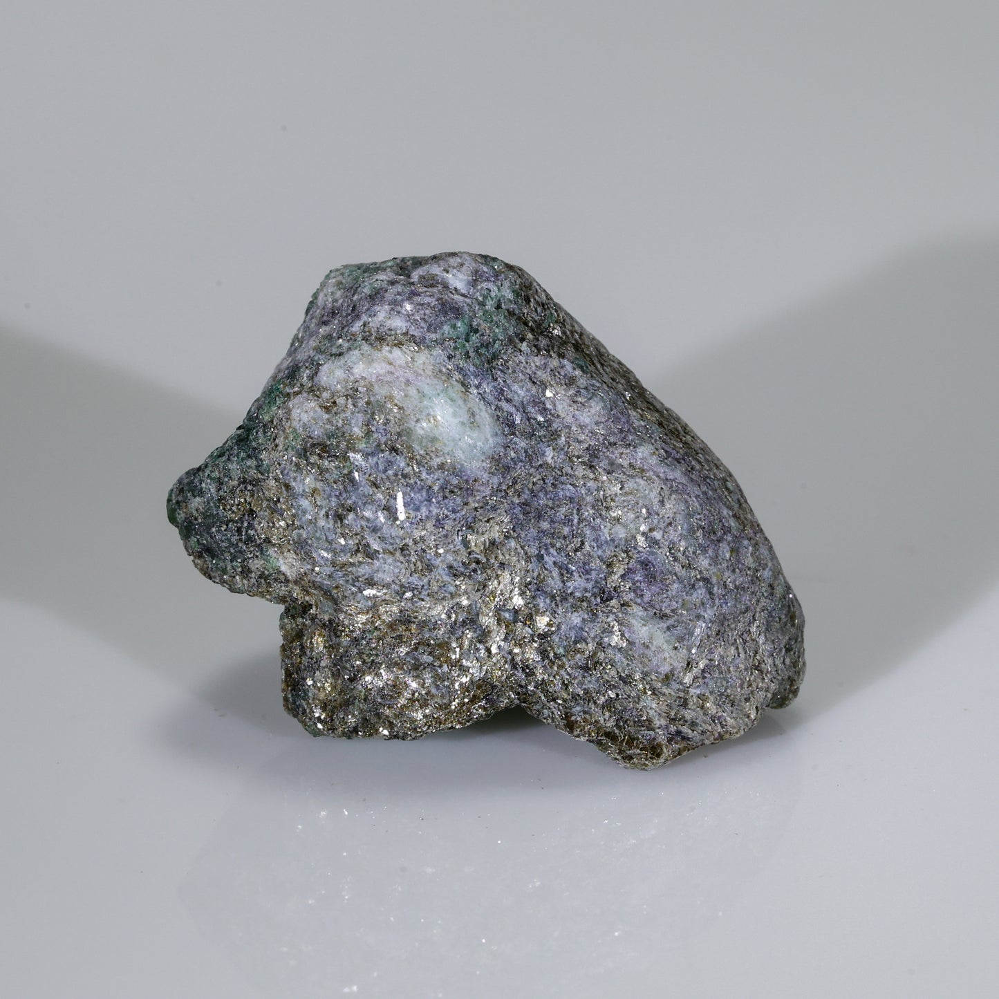 Russian alexandrite rough specimen, 47.6 cts