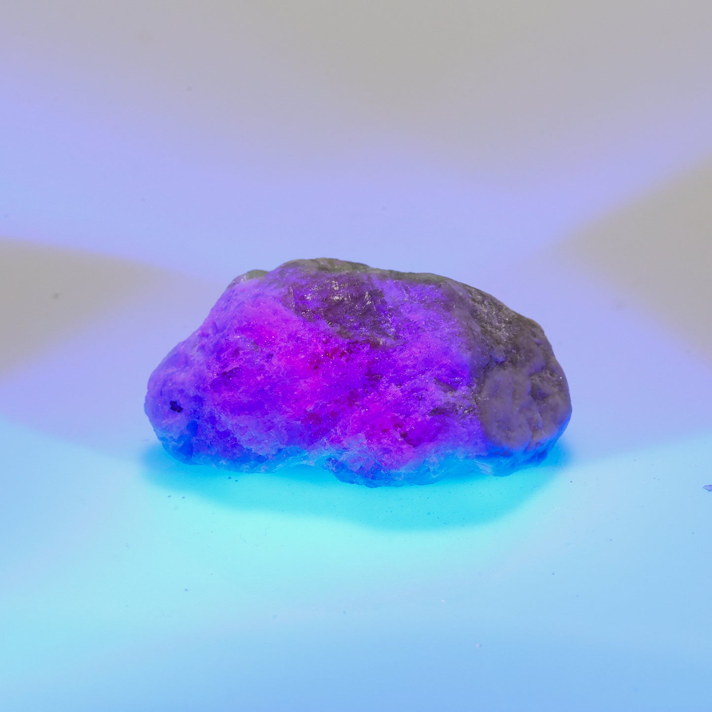 Russian alexandrite rough specimen, 41.74 cts