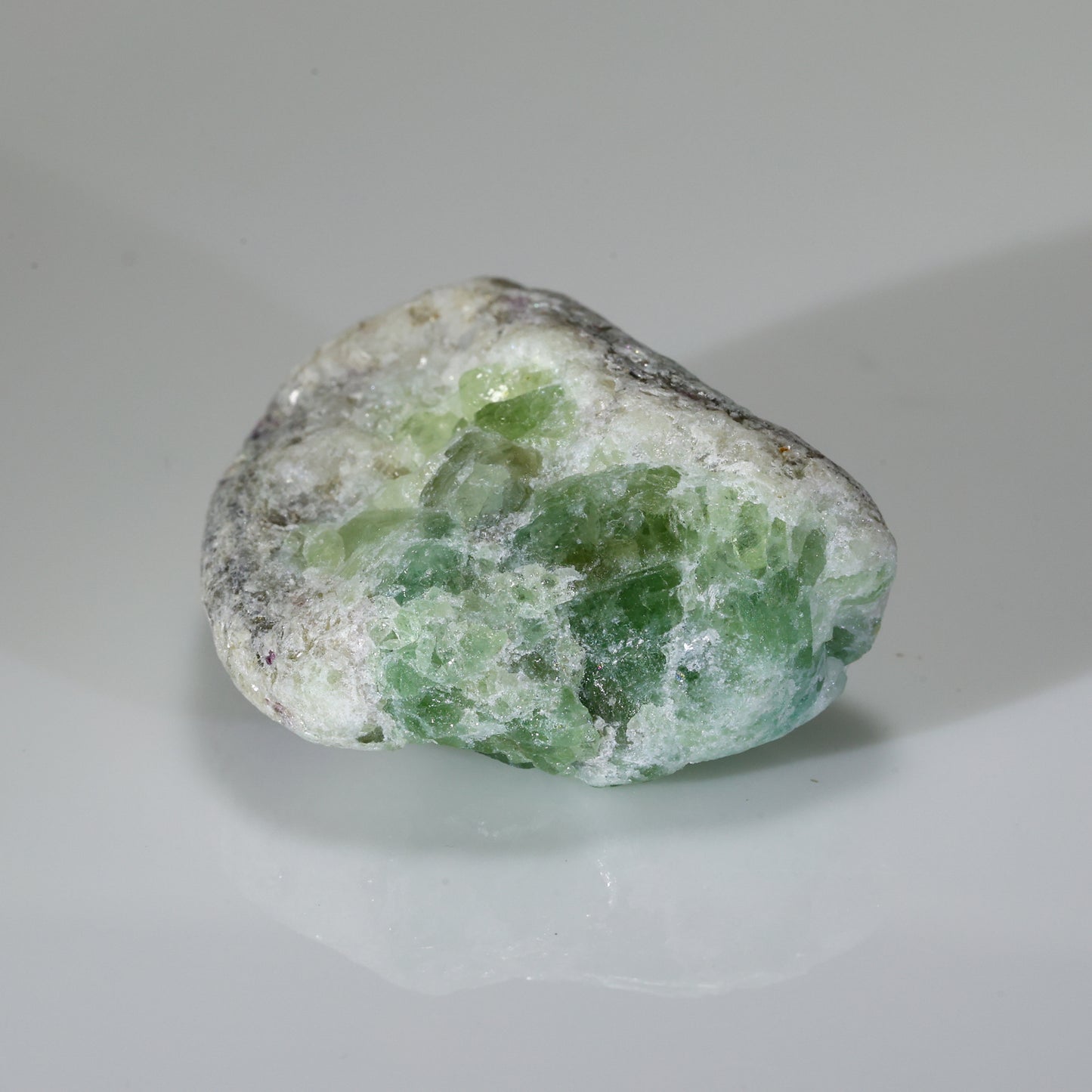 Russian alexandrite rough specimen, 67 cts