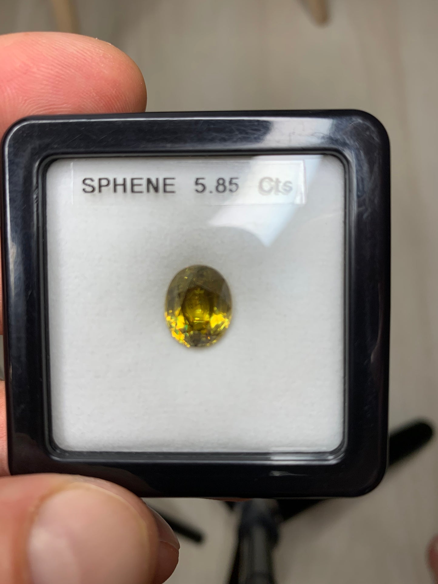 Yellow faceted sphen 5.85 ct
