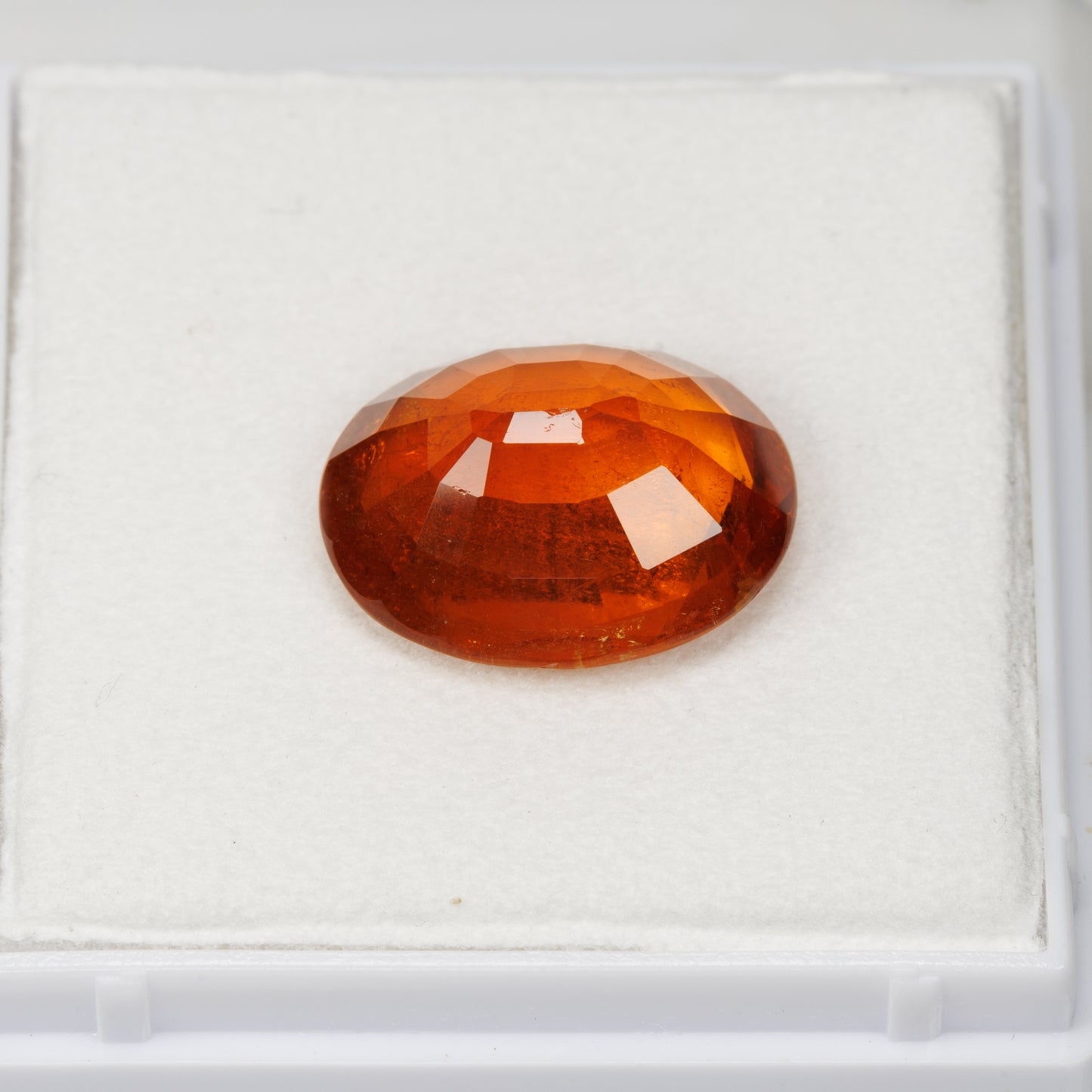 11.16 ct, Faceted spessartite orange garnet