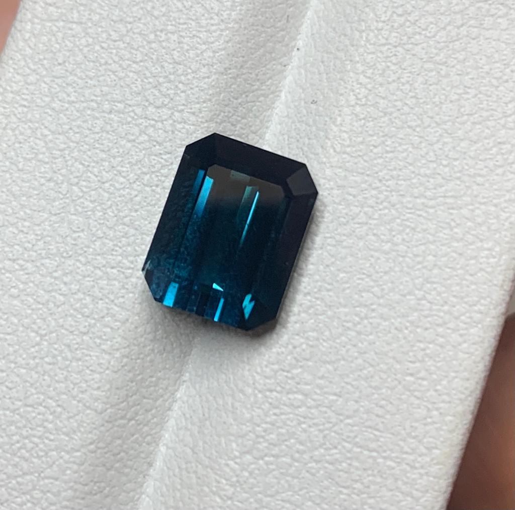 Faceted blue tourmaline indicolite gemstone 4.64 ct