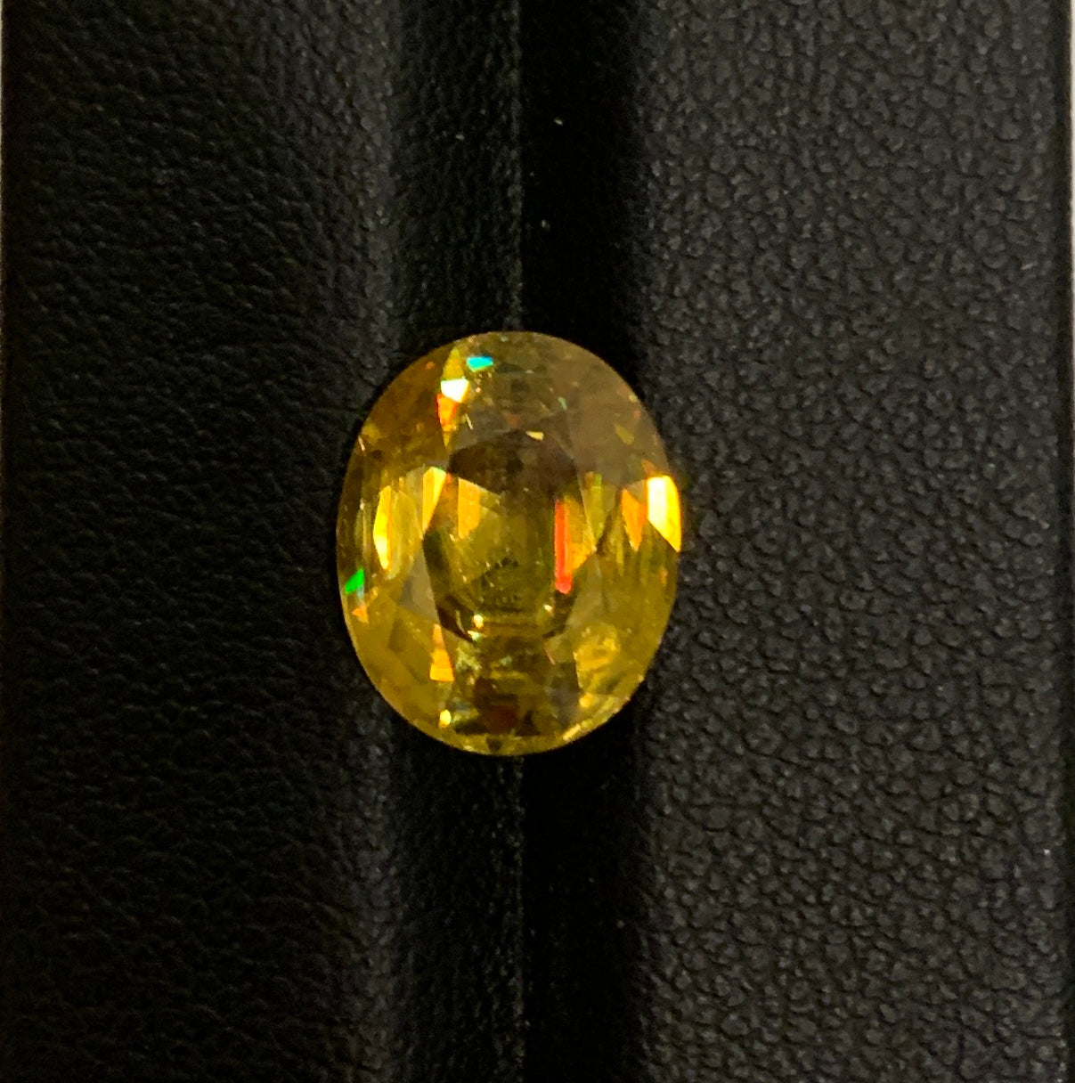 Yellow faceted sphen 5.85 ct