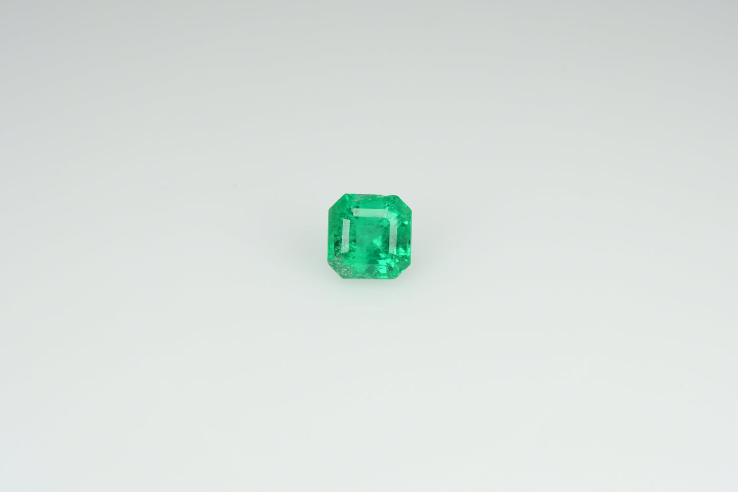 Faceted natural emerald 0.33 ct