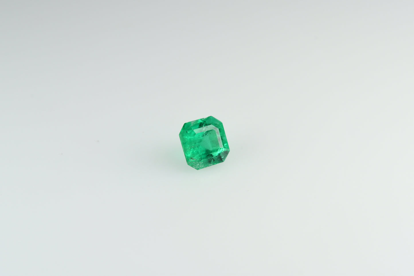 Faceted natural emerald 0.33 ct