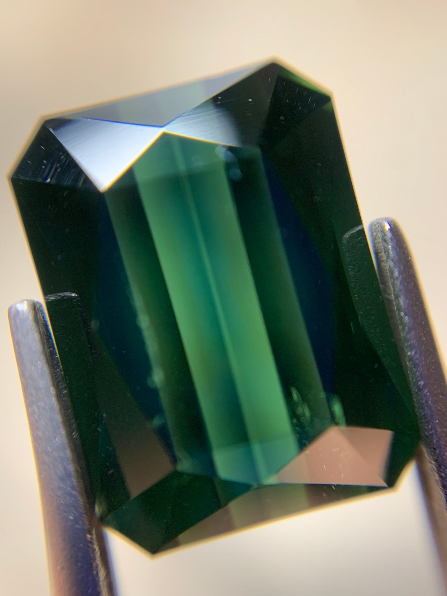 Vivid green tourmaline gemstone, faceted afghan tourmaline 4.1 ct