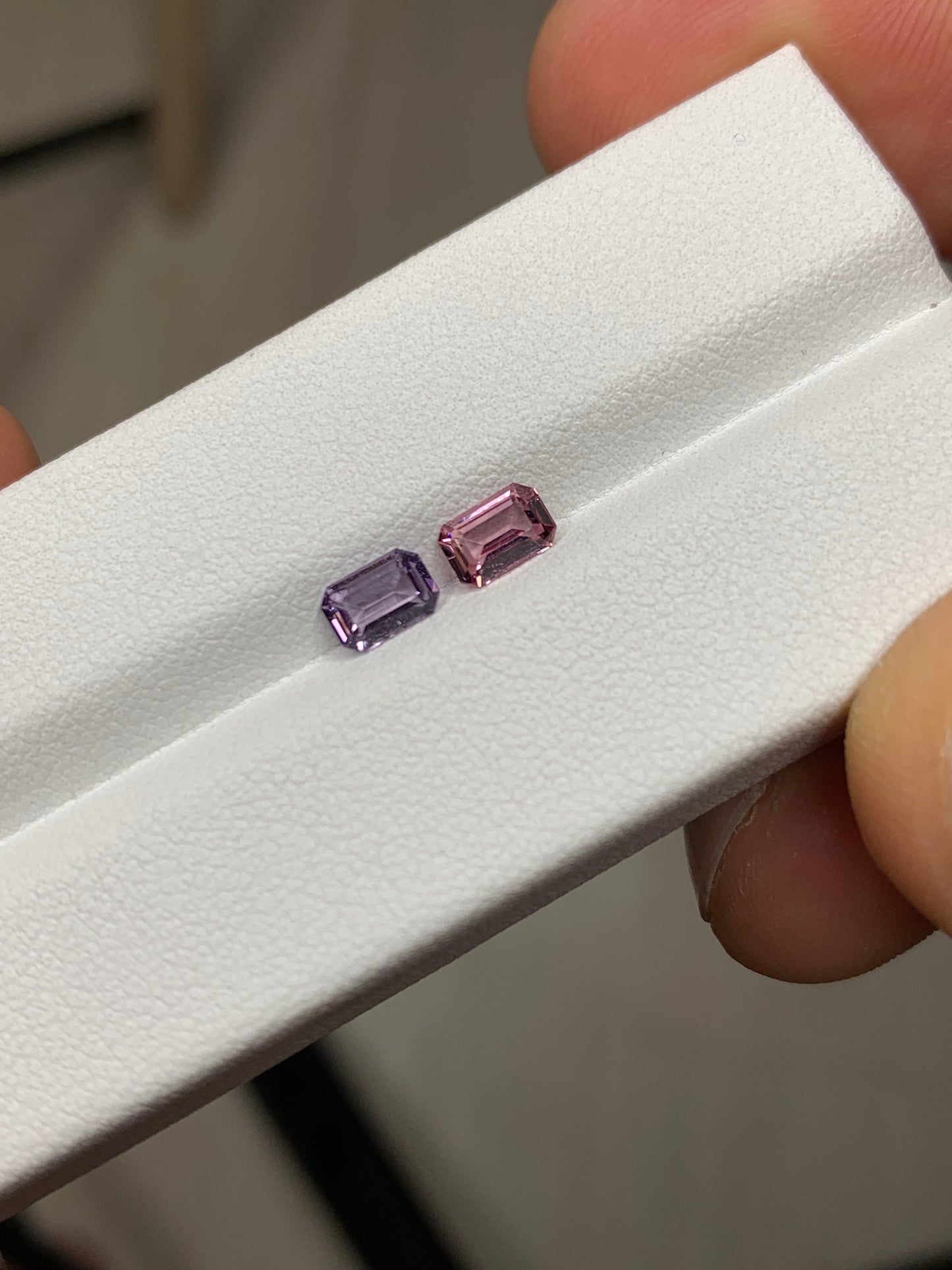 Faceted spinel pair of different colors called mismatch pairs 1.02 ct