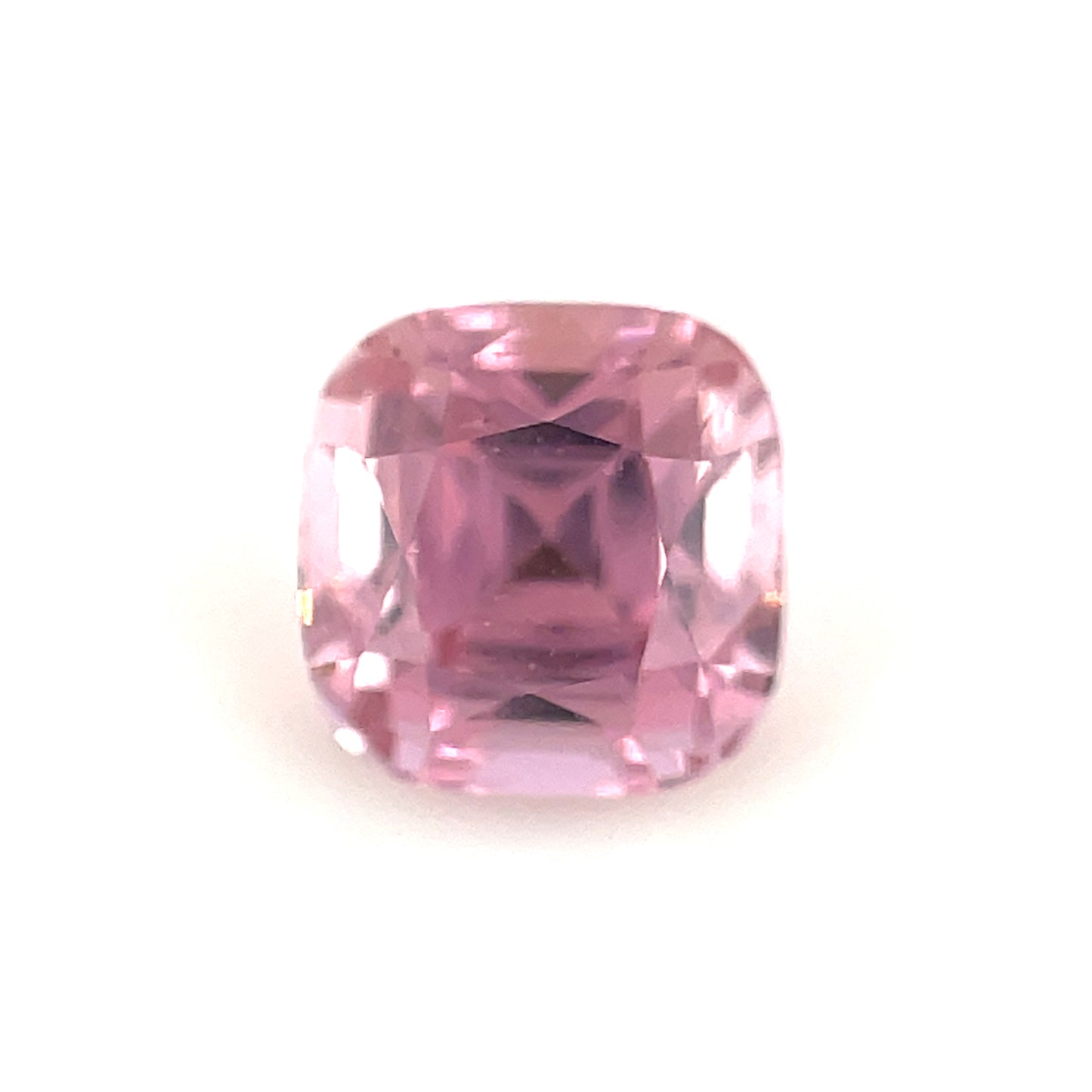 Loop clean pink tourmaline 1.565 ct