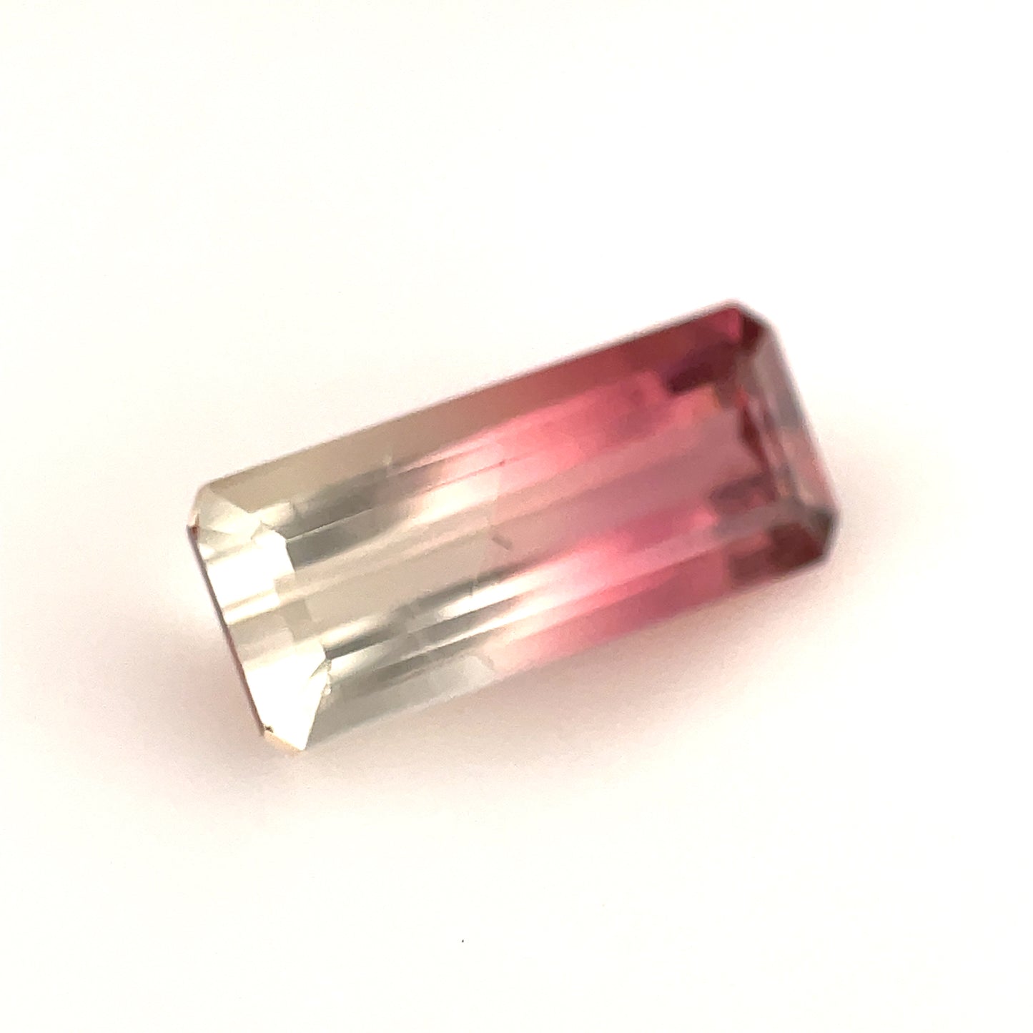 Facetd bi color tourmaline 2.539 ct