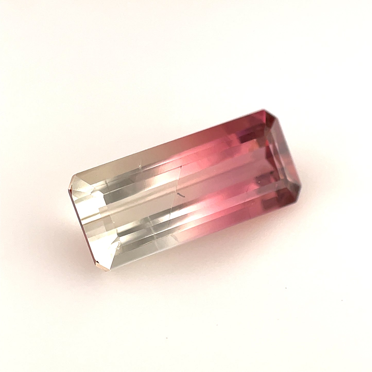 Facetd bi color tourmaline 2.539 ct
