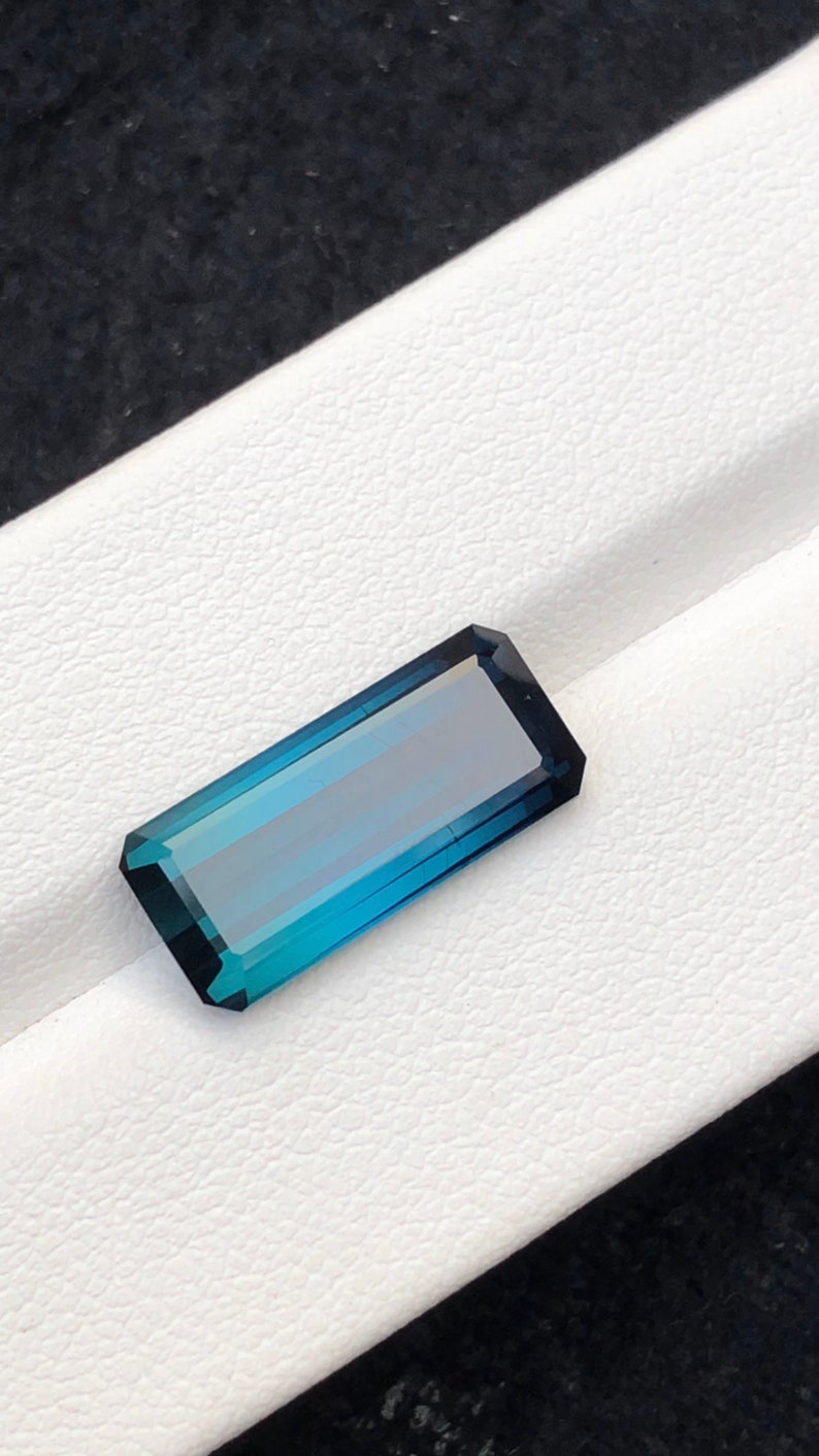 Faceted indicolite blue tourmaline 7.4 ct