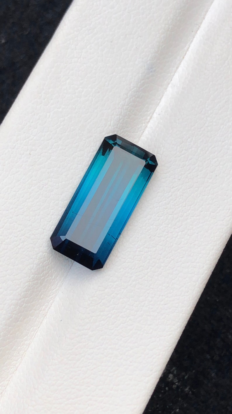 Faceted indicolite blue tourmaline 7.4 ct