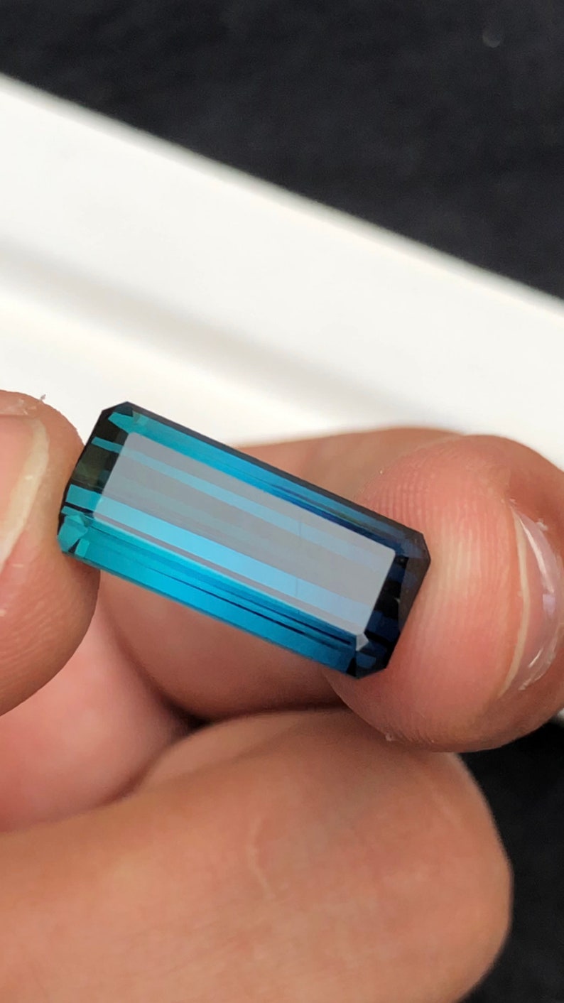 Faceted indicolite blue tourmaline 7.4 ct