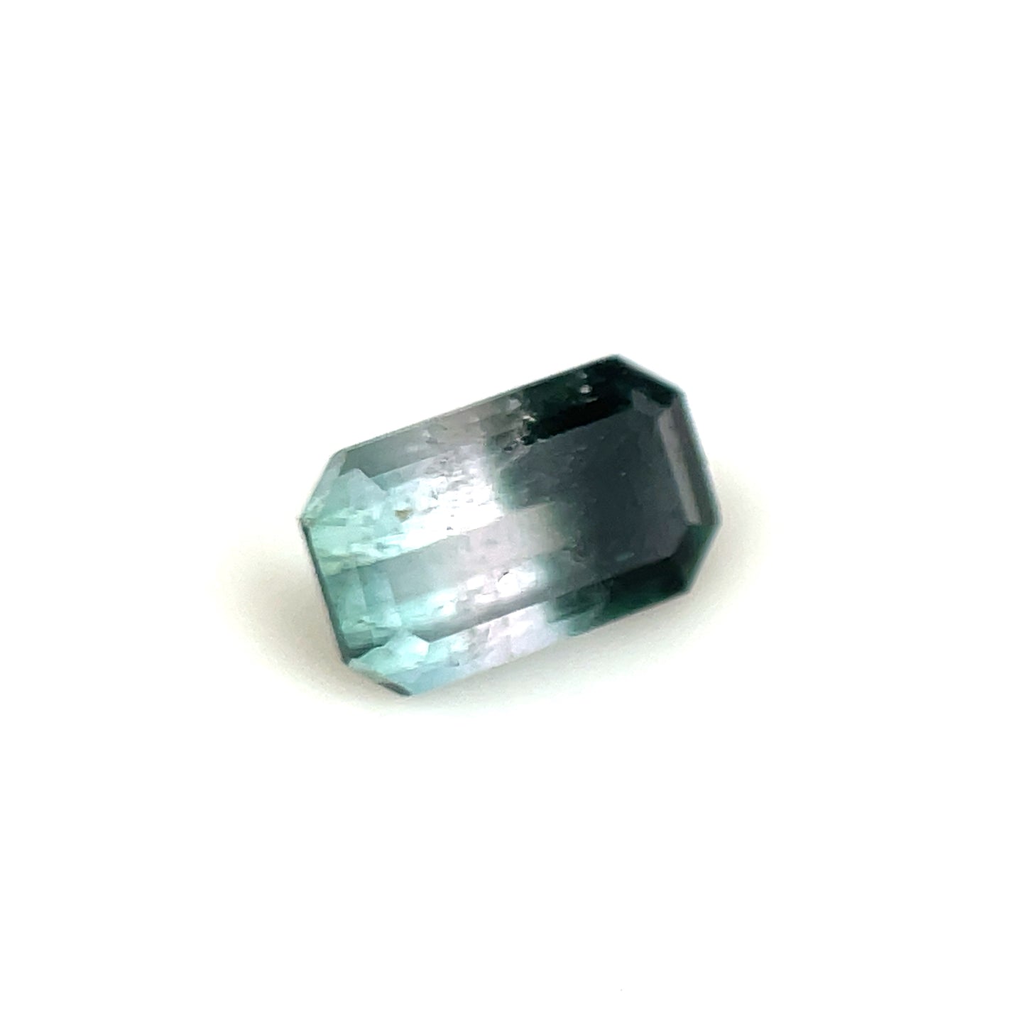 Faceted tricolor tourmaline 0.85 ct