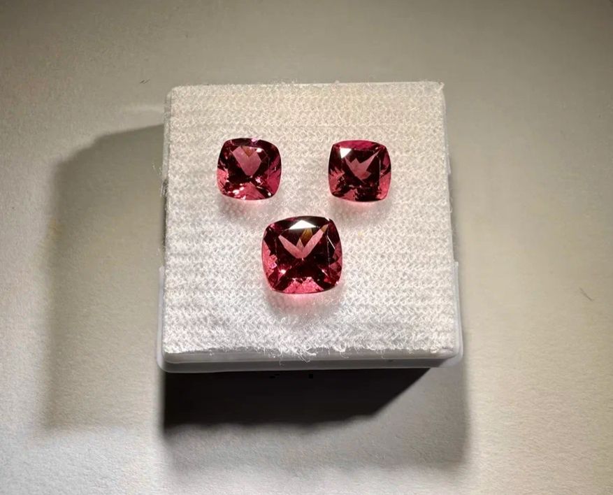 Faceted rubellite tourmaline set 3.58 ct