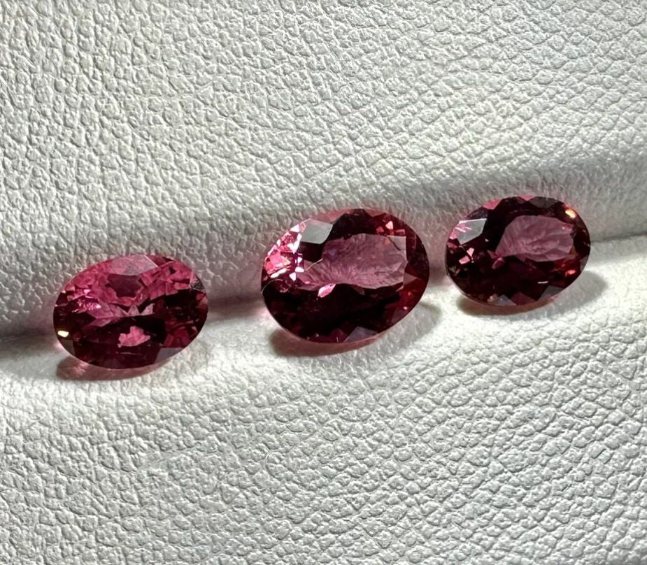Three faceted tourmalines rubellites 2.81 ct