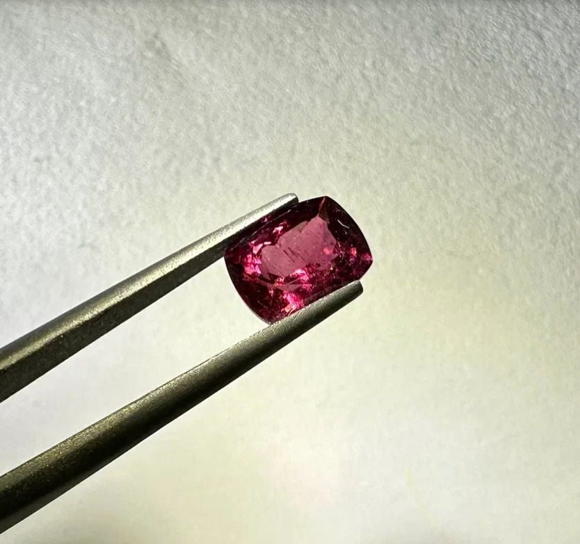 Faceted tourmaline rubellite 2.35 ct