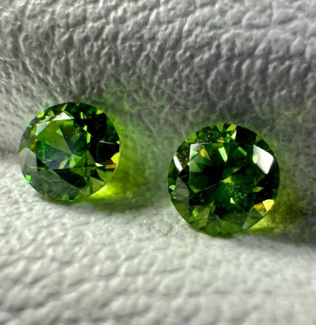 Faceted demantoid pair, 1.3 ct