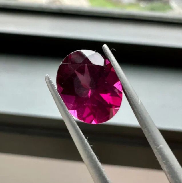 Rhodolite garnet 3 cts