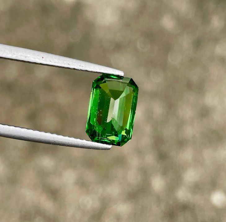 3.57 cts faceted Tsavorite Garnet