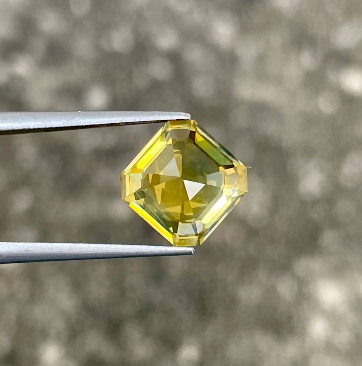 5.17 cts Faceted yellow sapphire