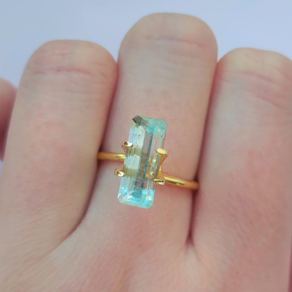 Faceted aquamarine 3 ct