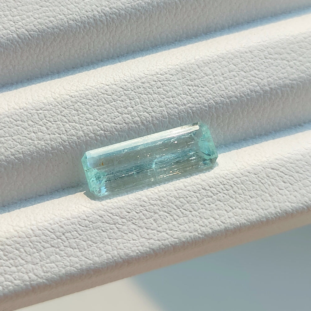 Faceted aquamarine 1.8 ct