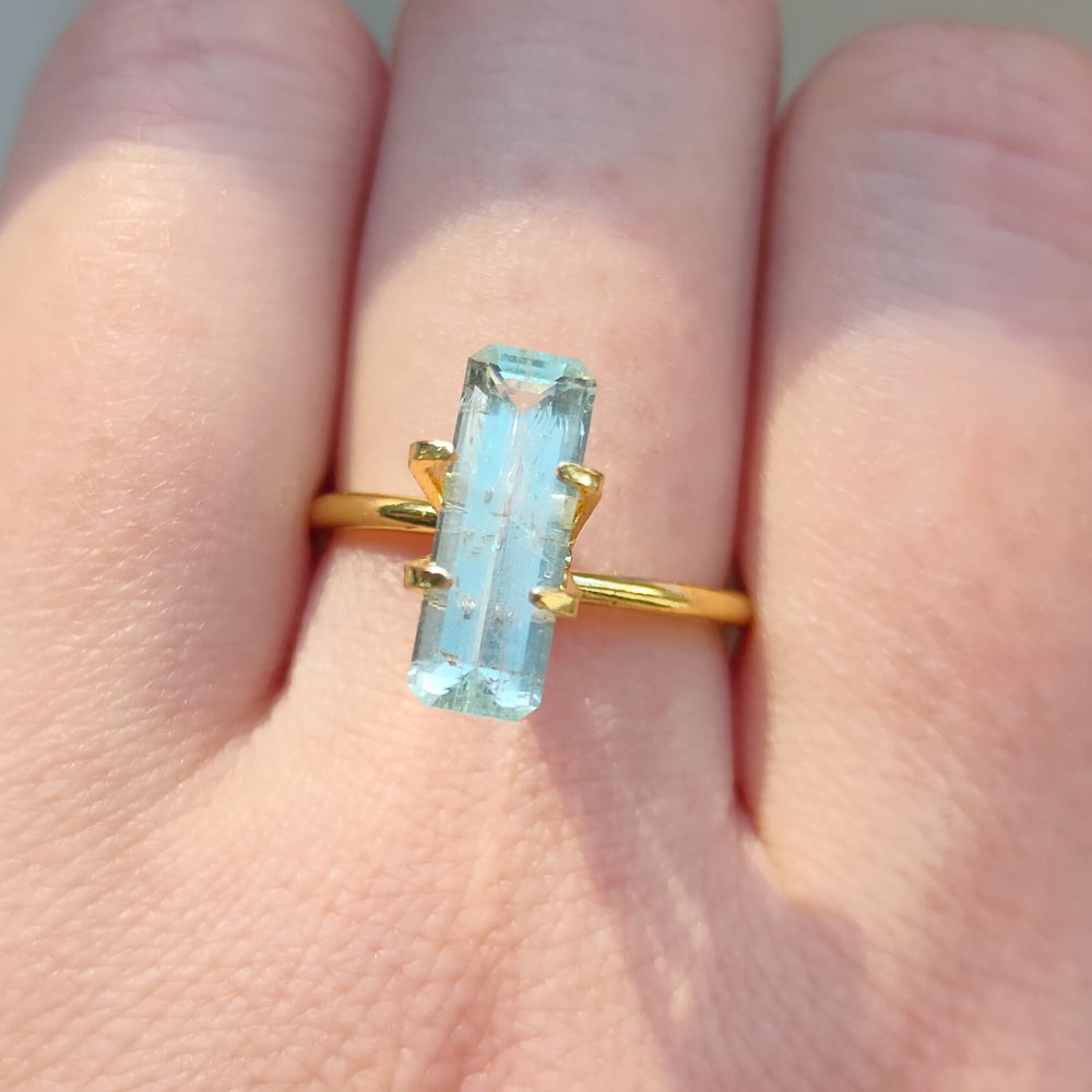 Faceted aquamarine 1.8 ct
